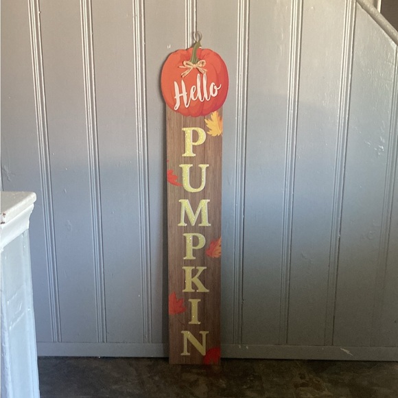 NWT- 48” Vertical Wooden Glittered HELLO PUMPKIN Fall Decor Sign - Picture 5 of 17